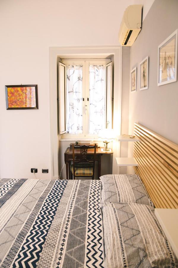 Апартаменти La Casa Del Nespolo, 2 Terrazzi E 2 Bagni In Centro Неаполь Екстер'єр фото