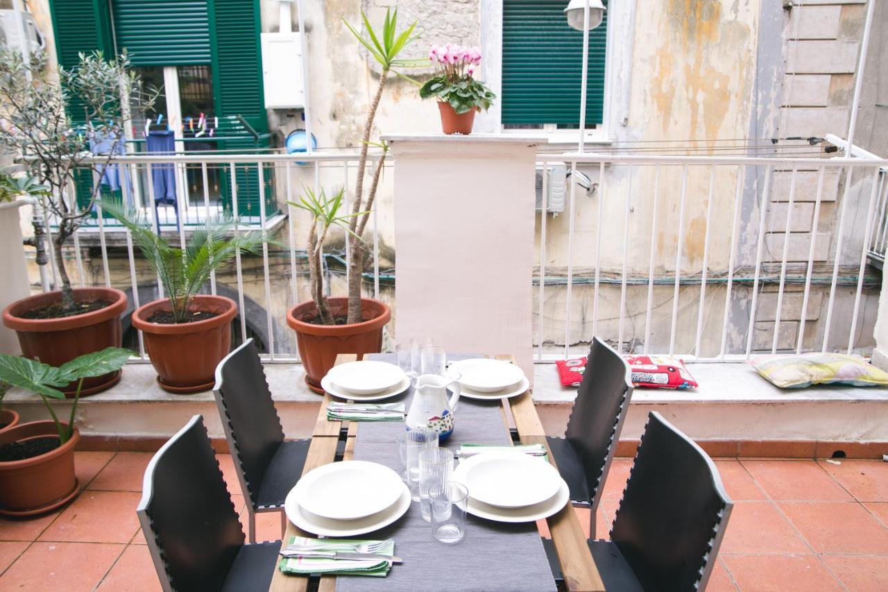 Апартаменти La Casa Del Nespolo, 2 Terrazzi E 2 Bagni In Centro Неаполь Екстер'єр фото